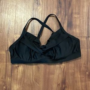 EUC! Athleta Black Twister Bikini Top 36 B/C